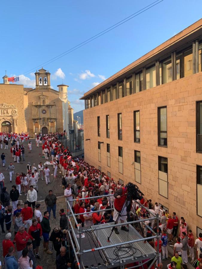 El Primer Balcon De Santo Domingo Bull Run Balcony Pamplona Exterior foto